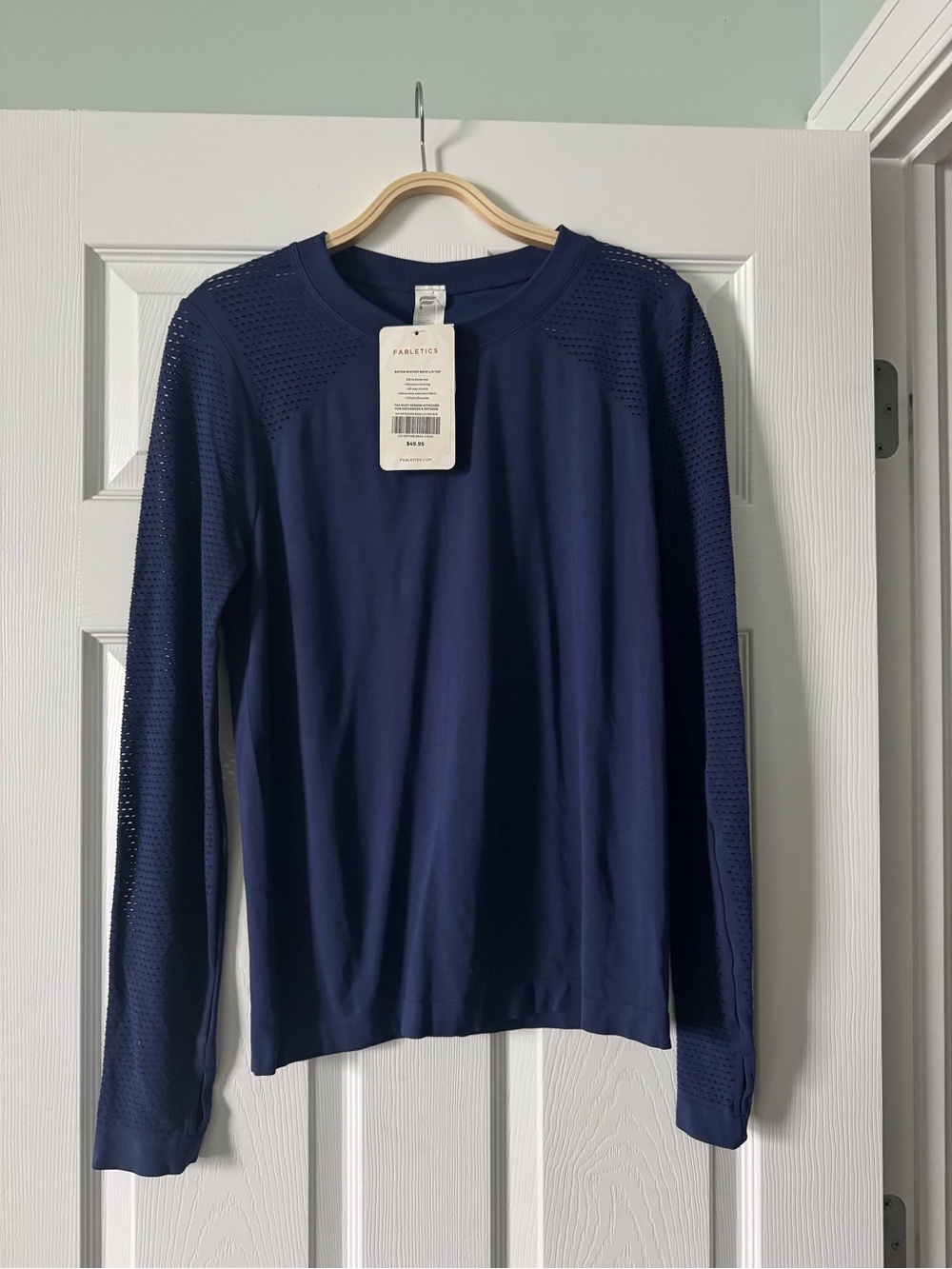 NWT Fabletics Women’s Kathie Ruched Long-Sleeve Top Size Medium in Navy